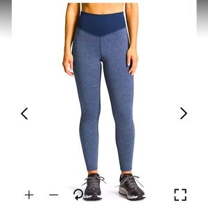 North Face blue Dune Sky 7/8 workout pant size 1X